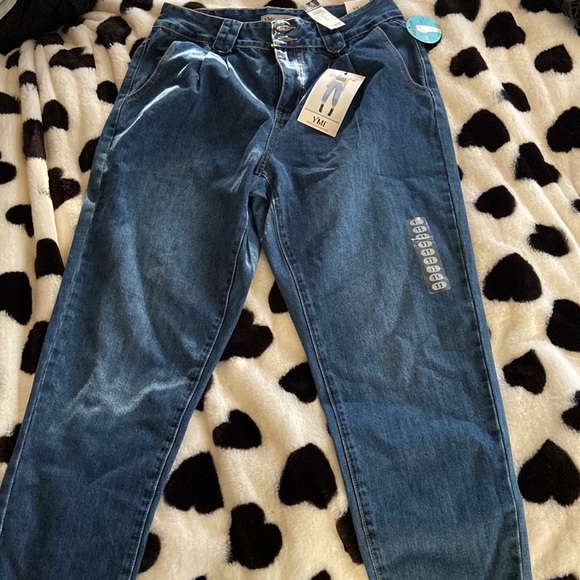 Dark blue jeans - Picture 2 of 6